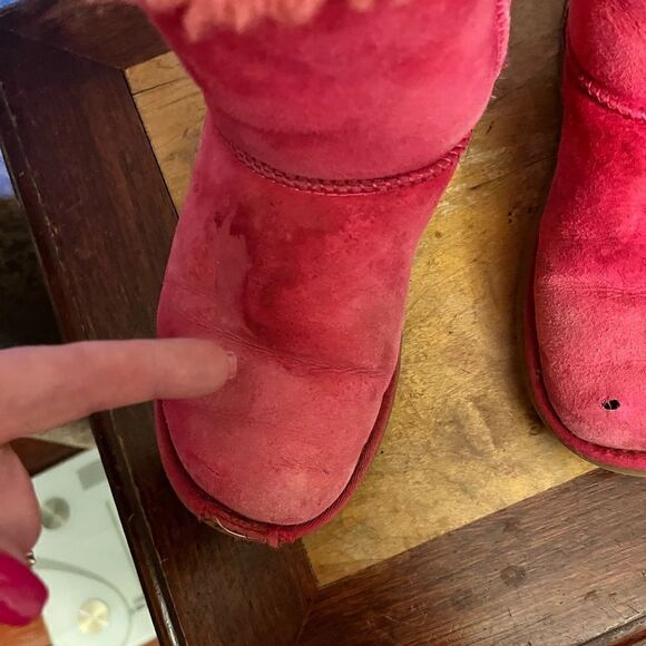 UGG Pink Boots With BowsโSize 8 WORNโUSED - Picture 13 of 15